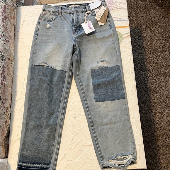 NWT Jessica Simpson High Rise Light Blue Patch Jeans - Picture 1 of 9